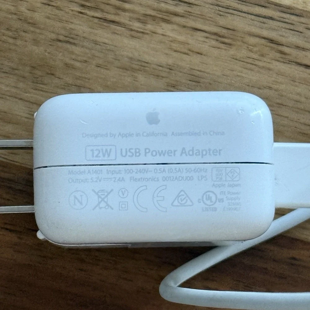 OEM Apple 12W Wall Charger And 1M Lightning to USB Cable iPad's & iPhone Genuine